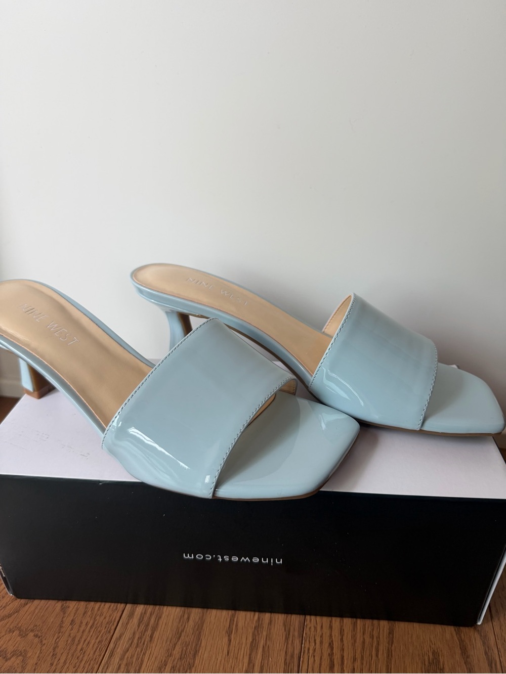 Nine West Patent Leather Slide Heel in Light Blue Size 6
